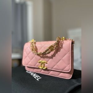 Purse pink